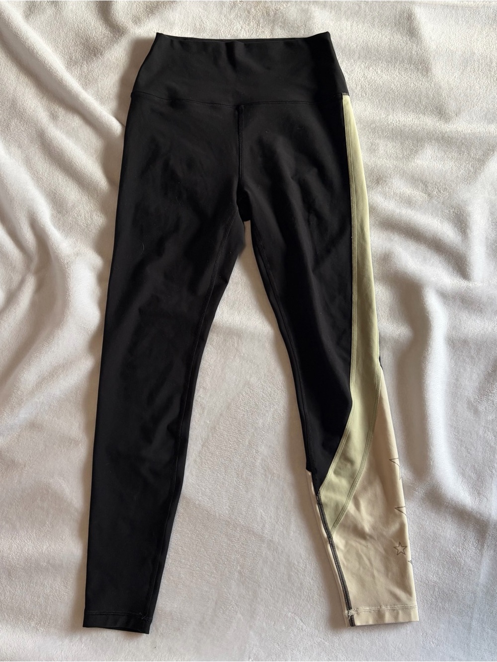 Peloton Cadent High-Rise Colorblock Legging Black with Stars - size Medium